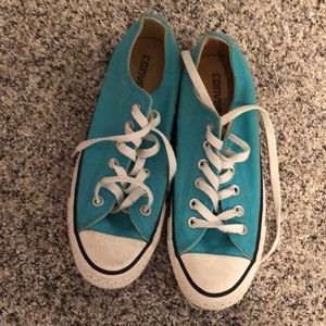 Converse Low tops